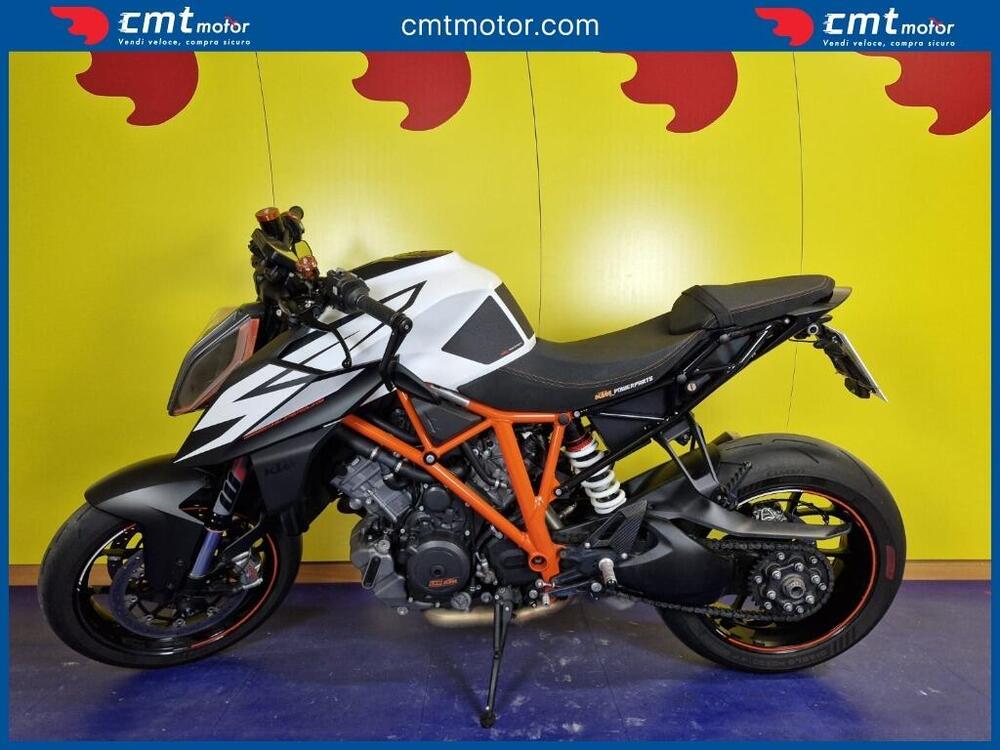 KTM 1290 Super Duke R (2019) (3)