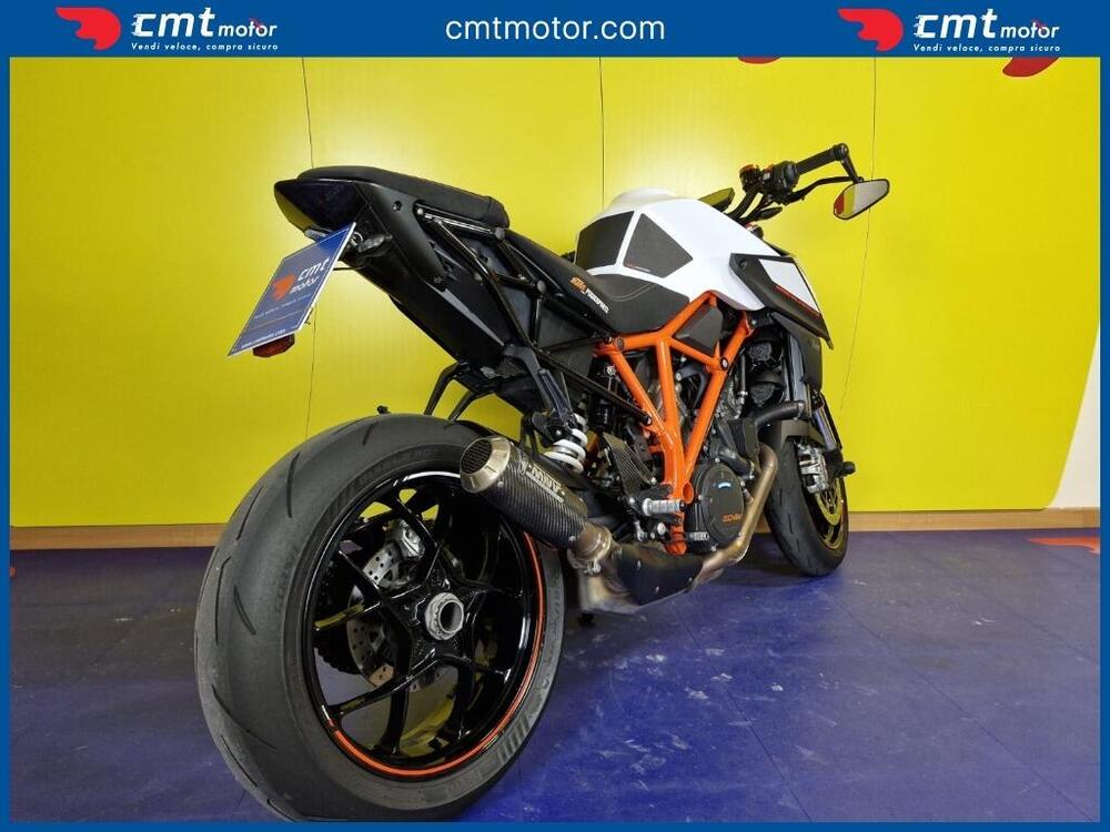 KTM 1290 Super Duke R (2019) (4)