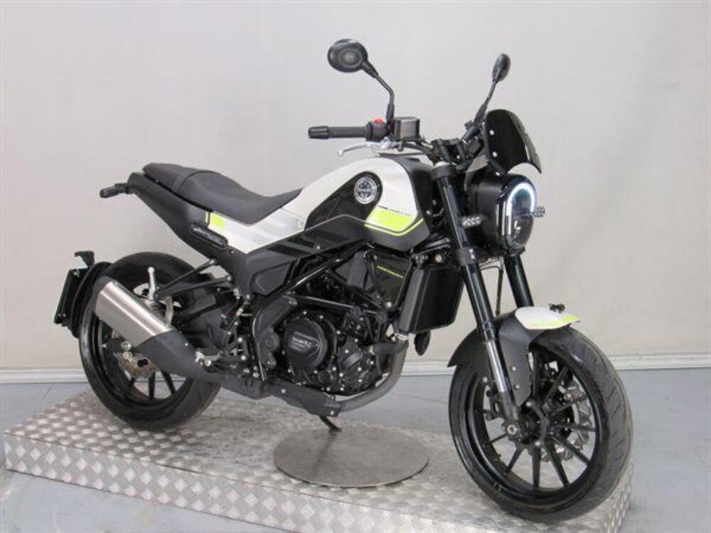 Benelli Leoncino 250 (2019 - 20) (2)