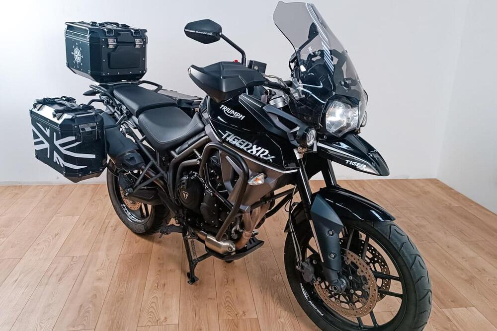 Triumph Tiger 800 XRx (2015 - 17) (2)