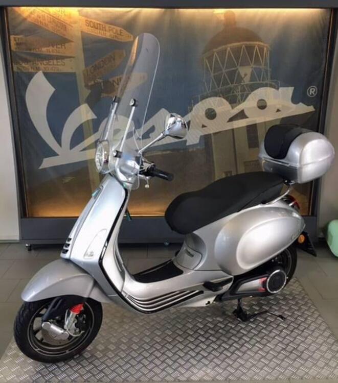 Vespa Vespa Elettrica 70 (2020 - 24) (2)