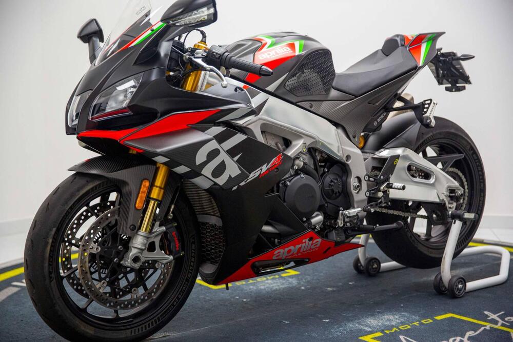 Aprilia RSV4 1100 Factory (2020) (3)