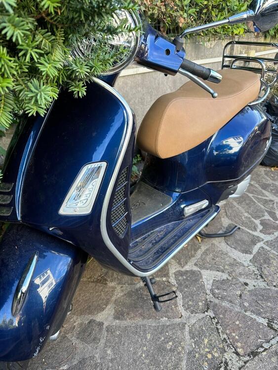 Vespa GTS 300 Hpe (2019) (5)