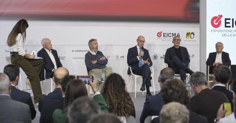 Nico Cereghini: &ldquo;Sono tornati! Tutti i costruttori importanti saranno in Eicma. E le gare: ci sar&agrave; pure Stoner!&rdquo;