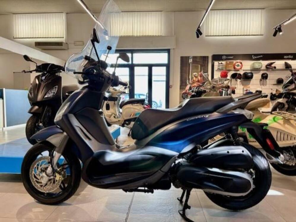 Piaggio Beverly 350 S ABS (2019 - 20) (2)