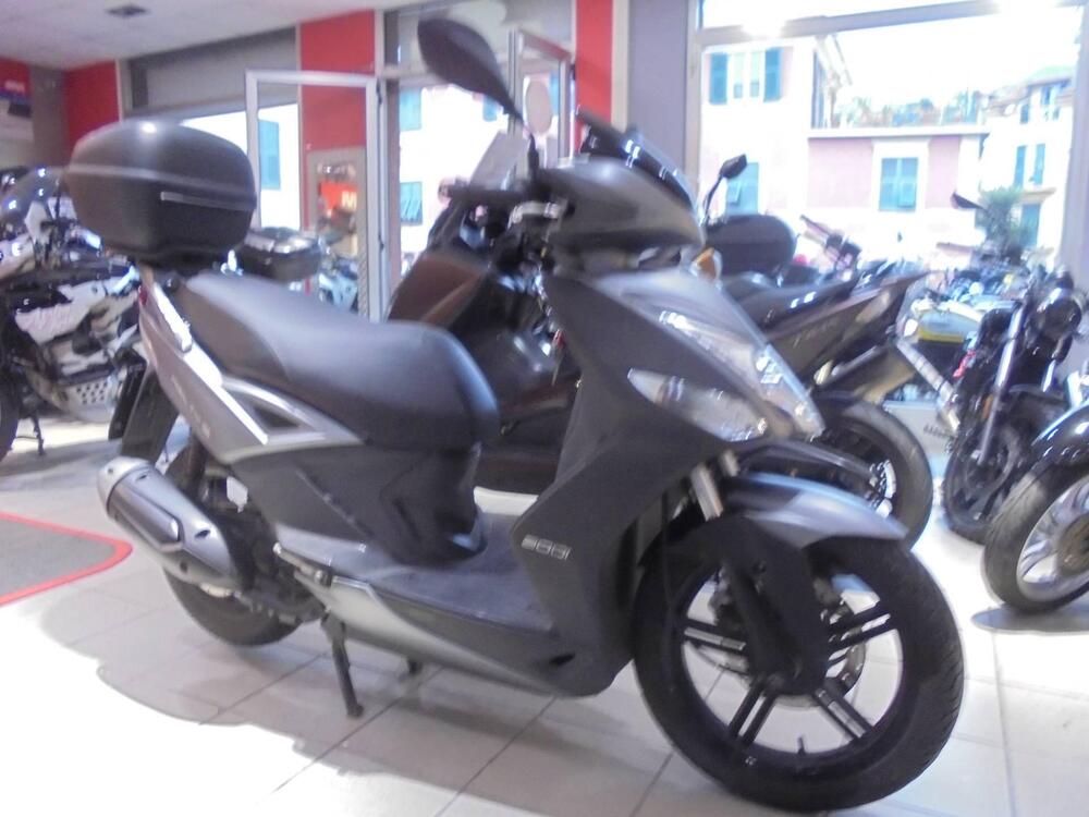 Kymco Agility 200i R16 + (2014 - 17) (3)