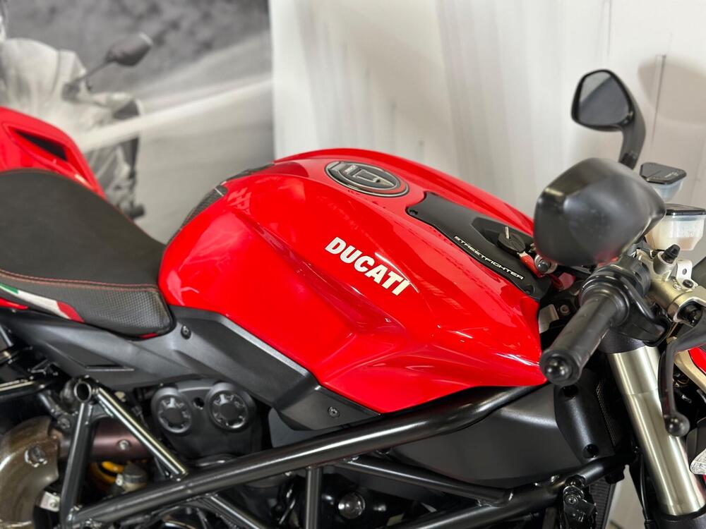 Ducati Streetfighter (2009 - 12) (5)