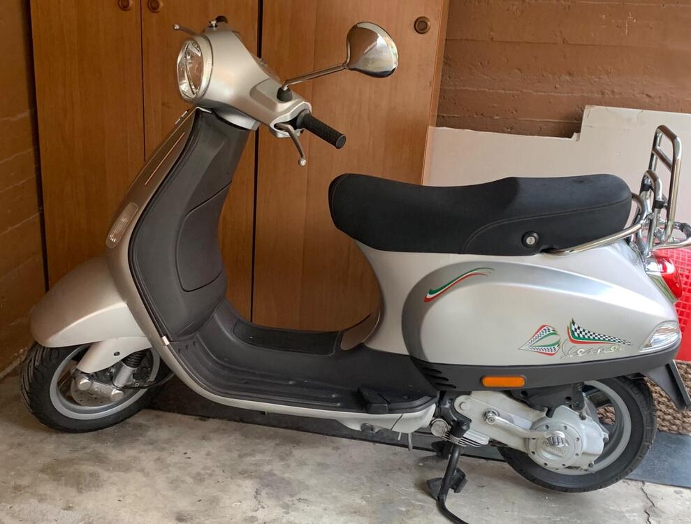 Vespa LX 50 4T (2009 - 14)