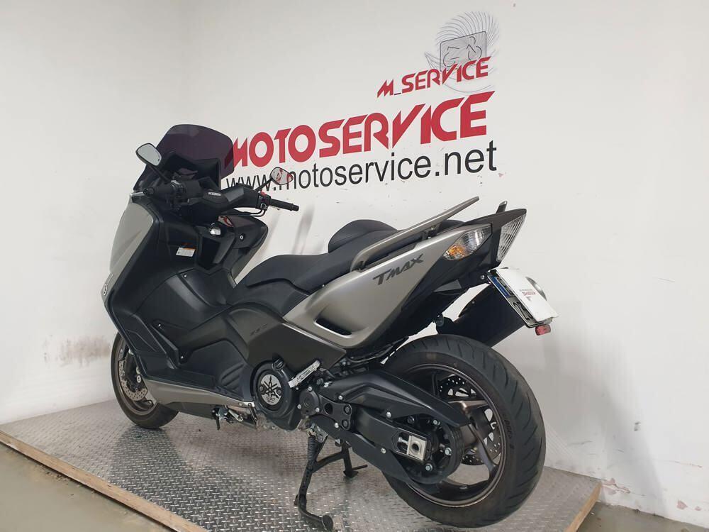 Yamaha T-Max 530 (2015 - 16) (3)