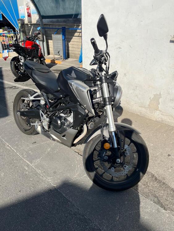 Honda CB 125 R (2018 - 20) (2)