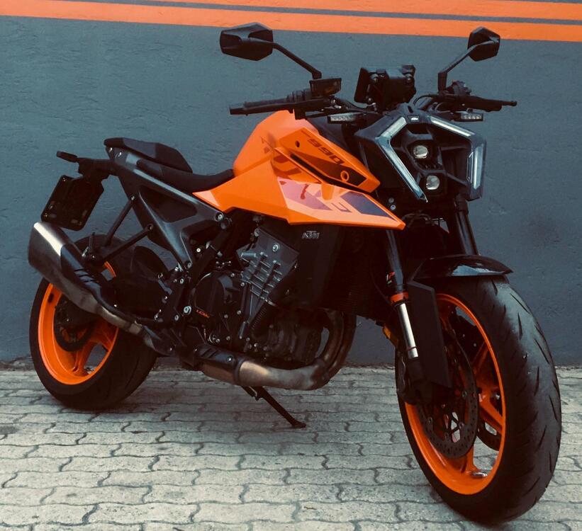 KTM 990 Duke (2024)