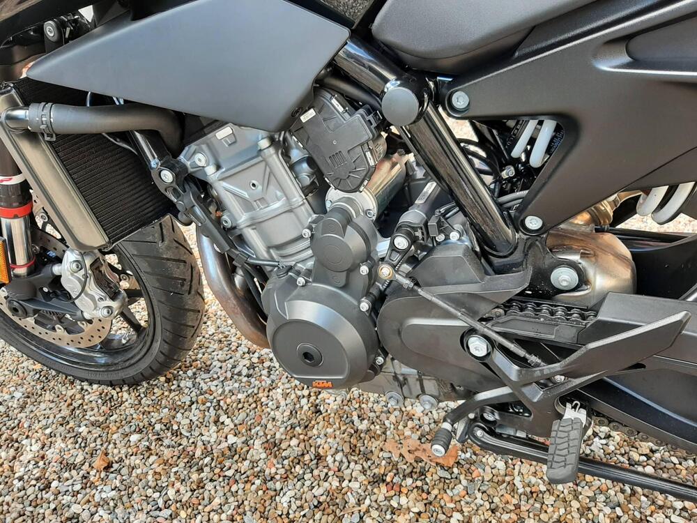 KTM 890 Duke (2021 - 23) (3)