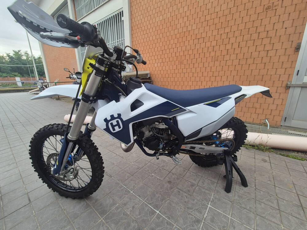 Husqvarna TC 125 (2022) (2)