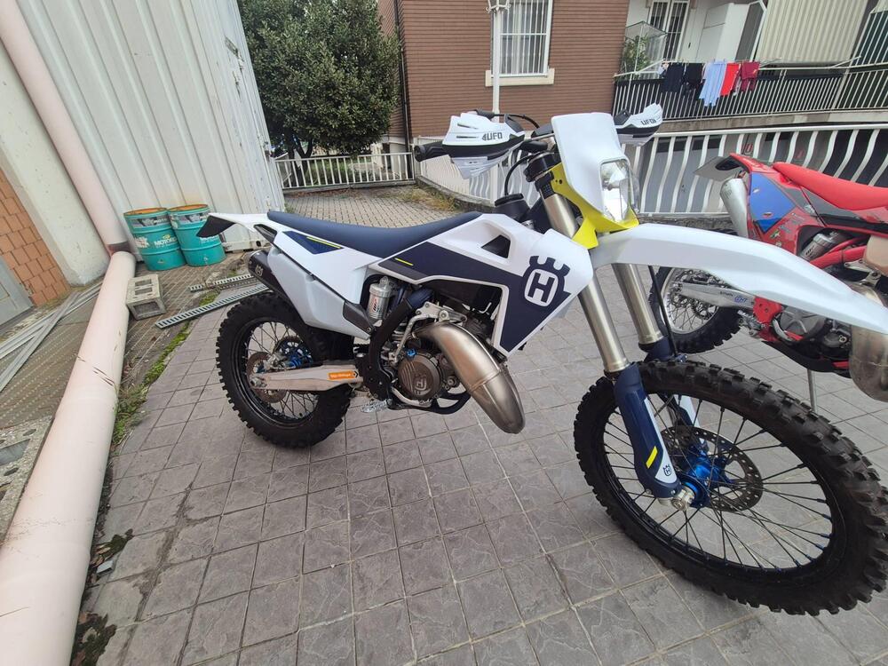 Husqvarna TC 125 (2022) (3)