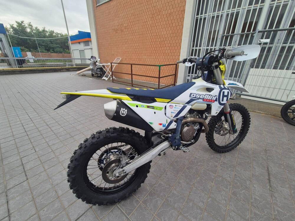 Husqvarna FE 450 (2024) (2)