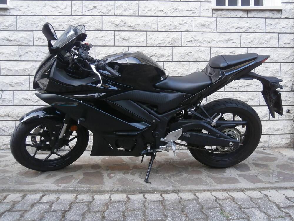 Yamaha YZF R3 (2021 - 24) (2)