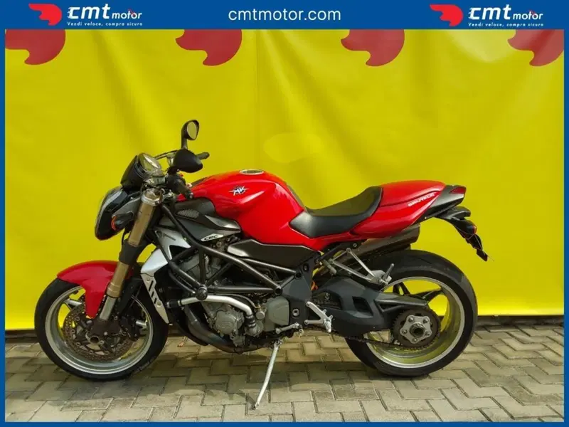 MV Agusta 750 s (7)