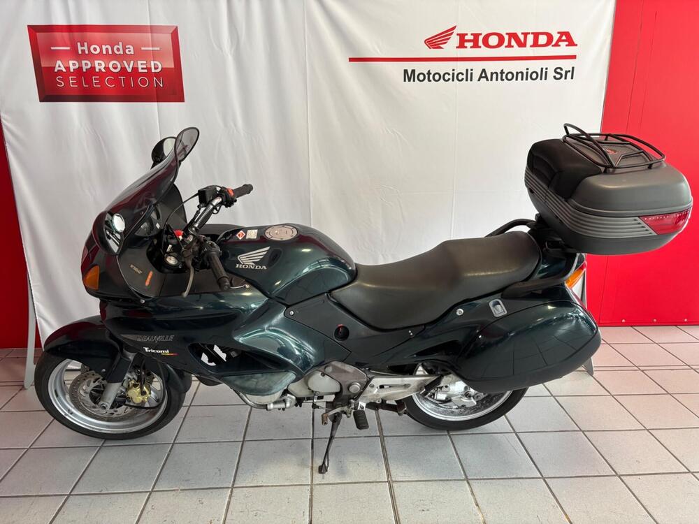 Honda Deauville 650 (1998 - 01) (2)