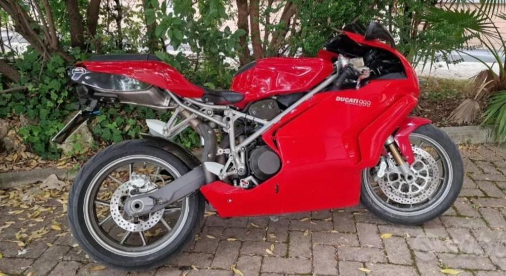 Ducati 999 (2002 - 04)