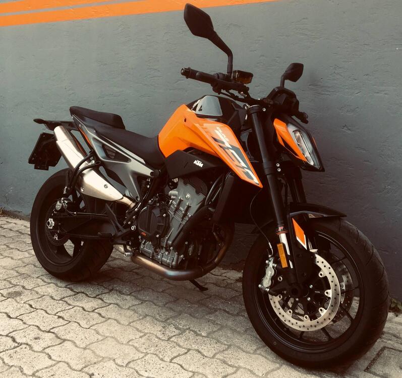 KTM 790 Duke L (2023 - 24)