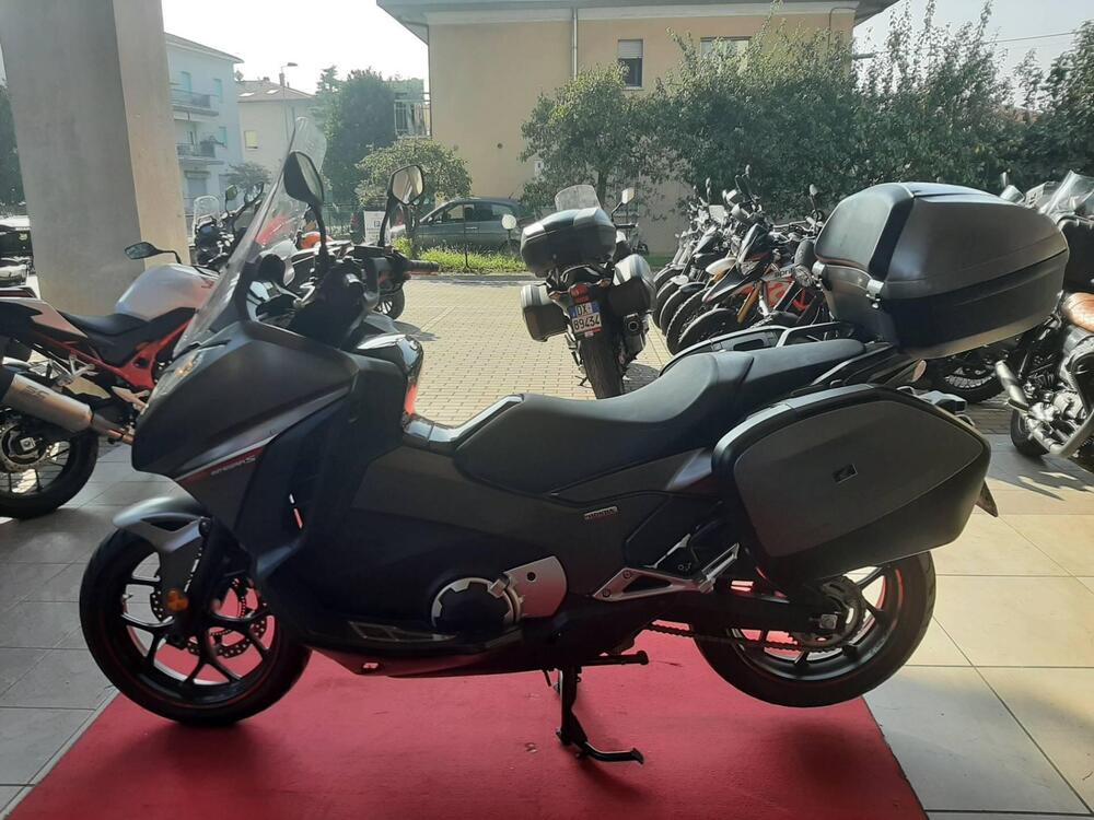 Honda Integra 750 DCT Sport (2017) (3)