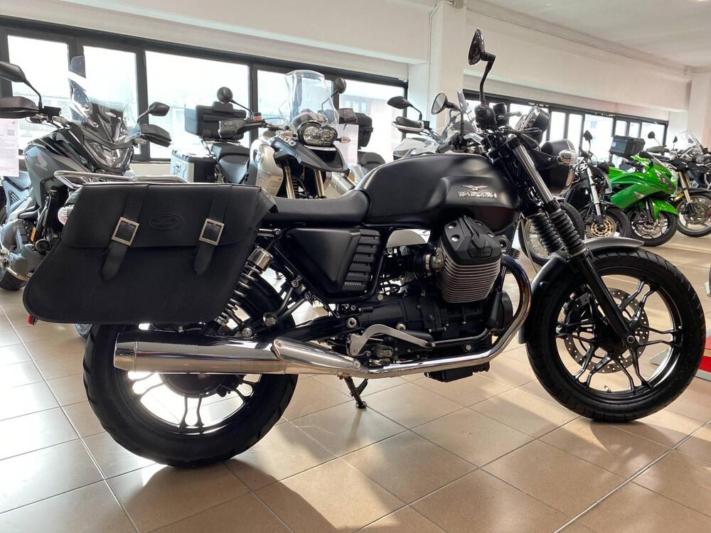 Moto Guzzi V7 Stone (2012 - 15) (2)