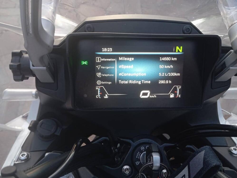 CFMOTO 650MT (2021 - 24) (4)