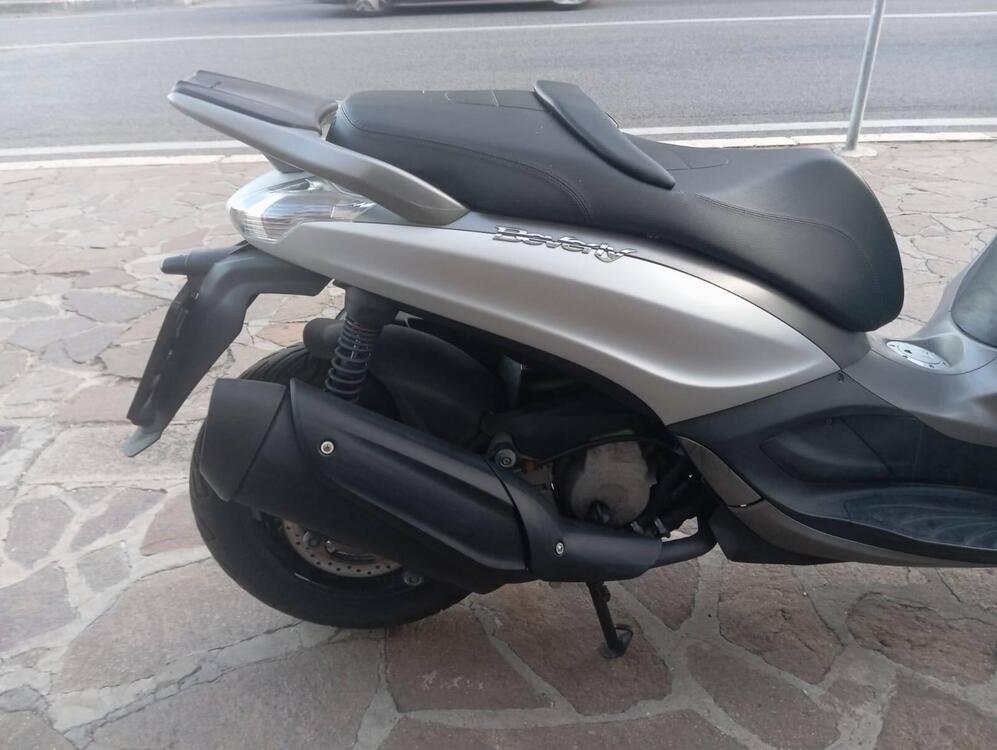 Piaggio Beverly 350 SportTouring ie (2011 - 15) (2)