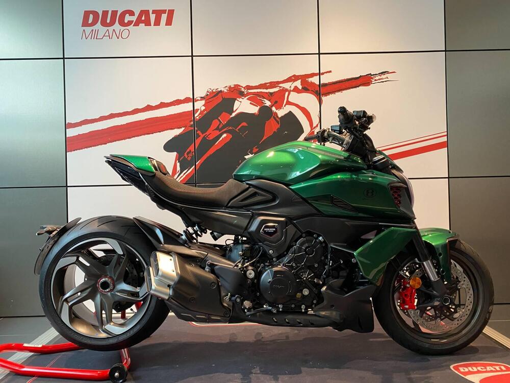 Ducati Diavel for Bentley (2024)