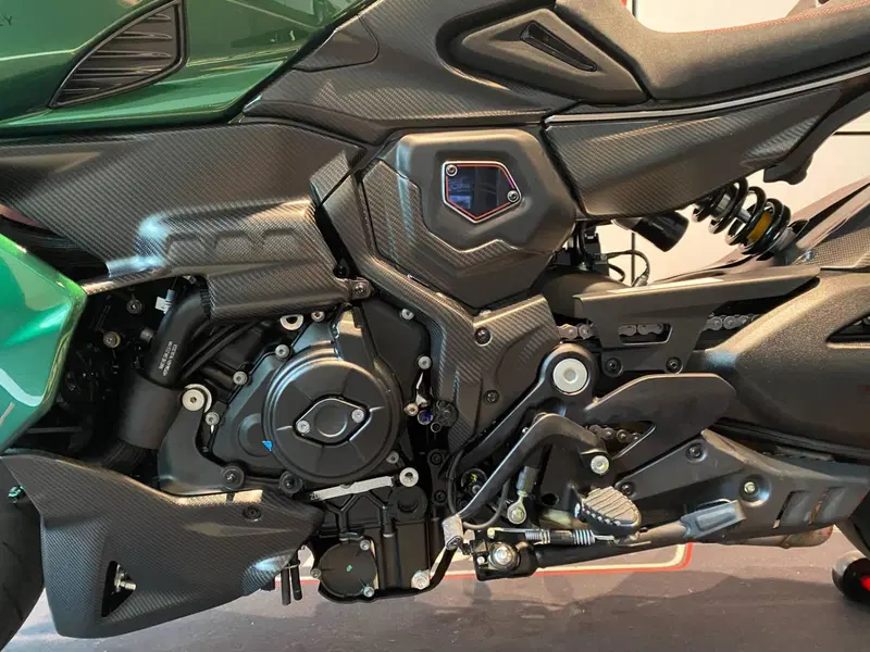 Ducati Diavel for Bentley (2024) (12)