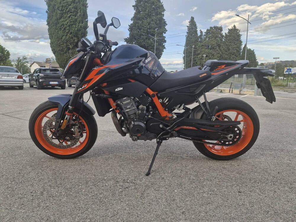 KTM 890 Duke R (2022 - 23) (4)