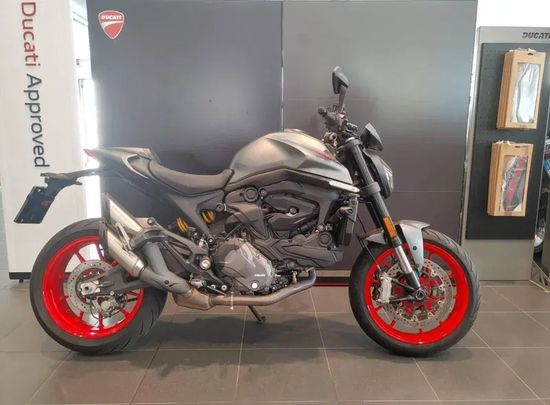 Ducati Monster 937 + (2021 - 25)