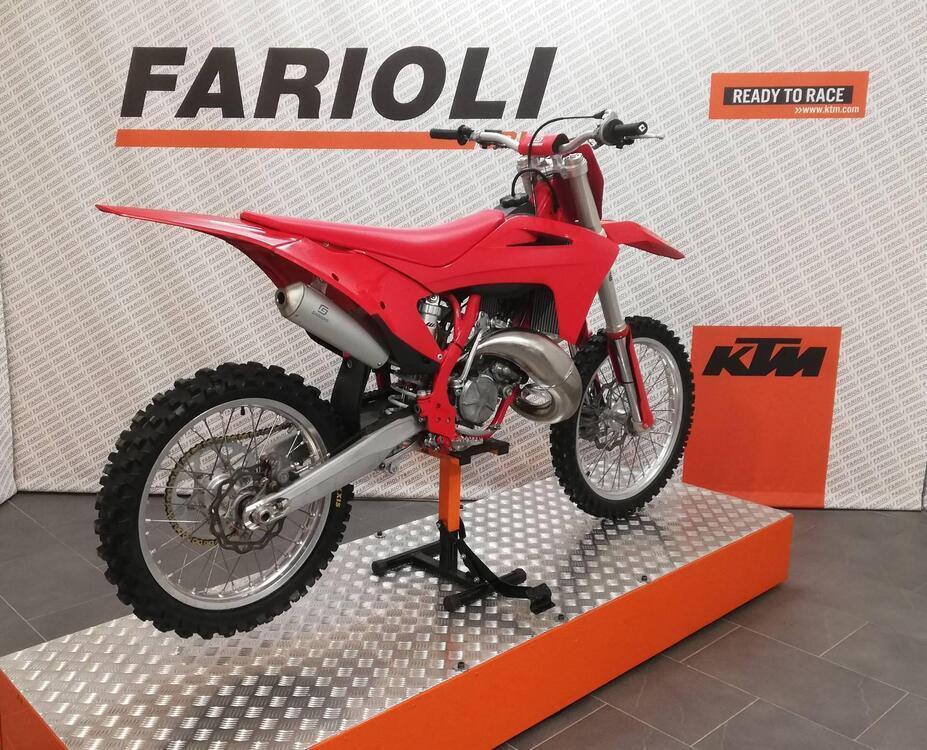 GASGAS MC 125 (2023) (2)