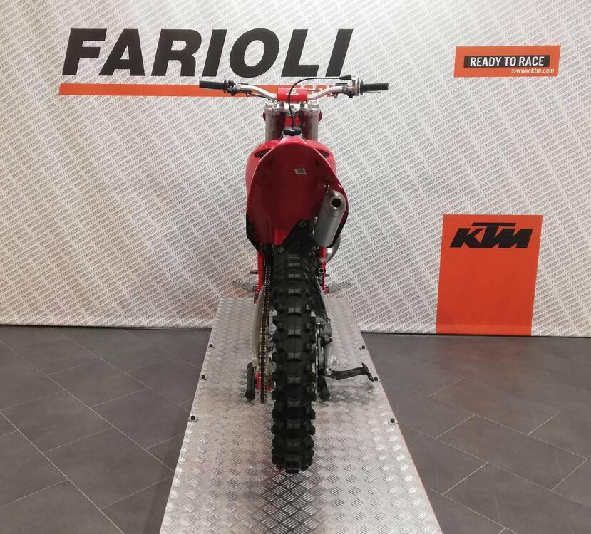 GASGAS MC 125 (2023) (3)