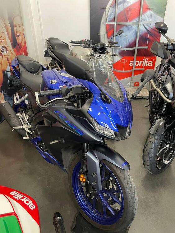 Yamaha YZF R125 (2021 - 22) (2)