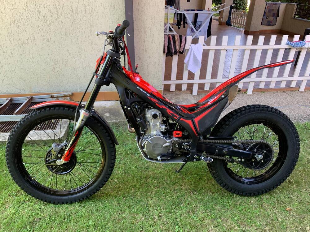 Montesa Cota 4RT 260 (2022 - 24) (3)