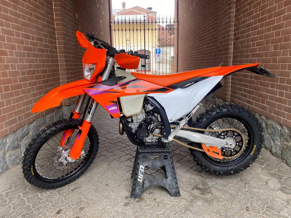 KTM EXC 250 F (2024) (2)