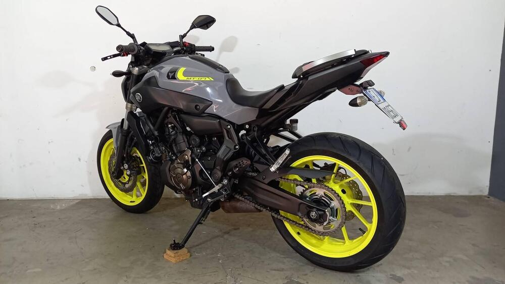 Yamaha MT-07 (2017 - 18) (5)