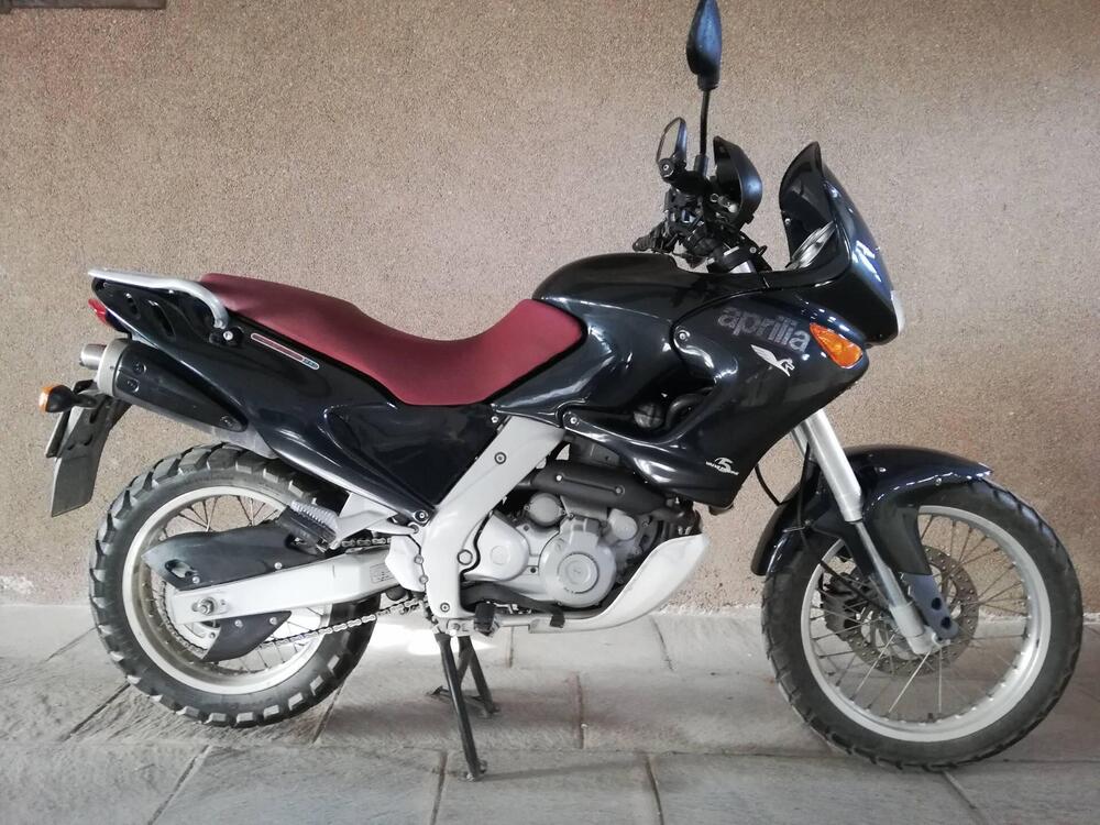 Aprilia Pegaso 650 cube (3)