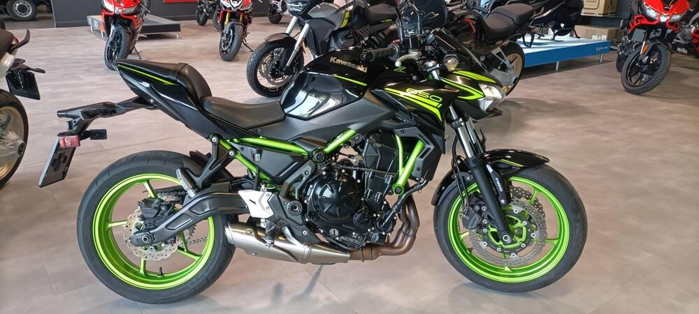 Kawasaki Z 650 (2021 - 25) (2)