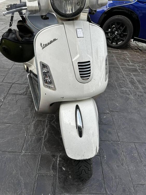 Vespa GTS 300 (2010 - 14) (4)