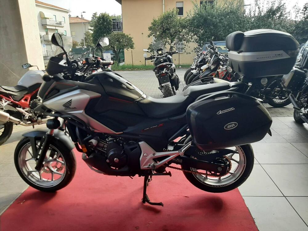 Honda NC 750 X DCT ABS Travel Edition (2016 -17) (3)