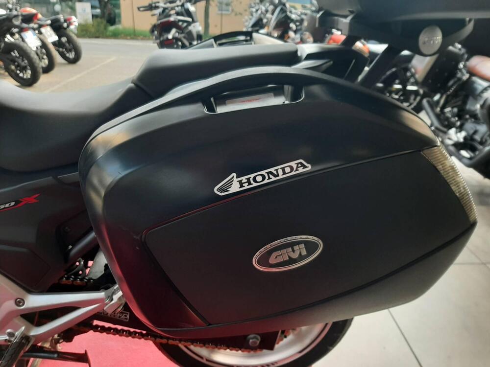 Honda NC 750 X DCT ABS Travel Edition (2016 -17) (4)