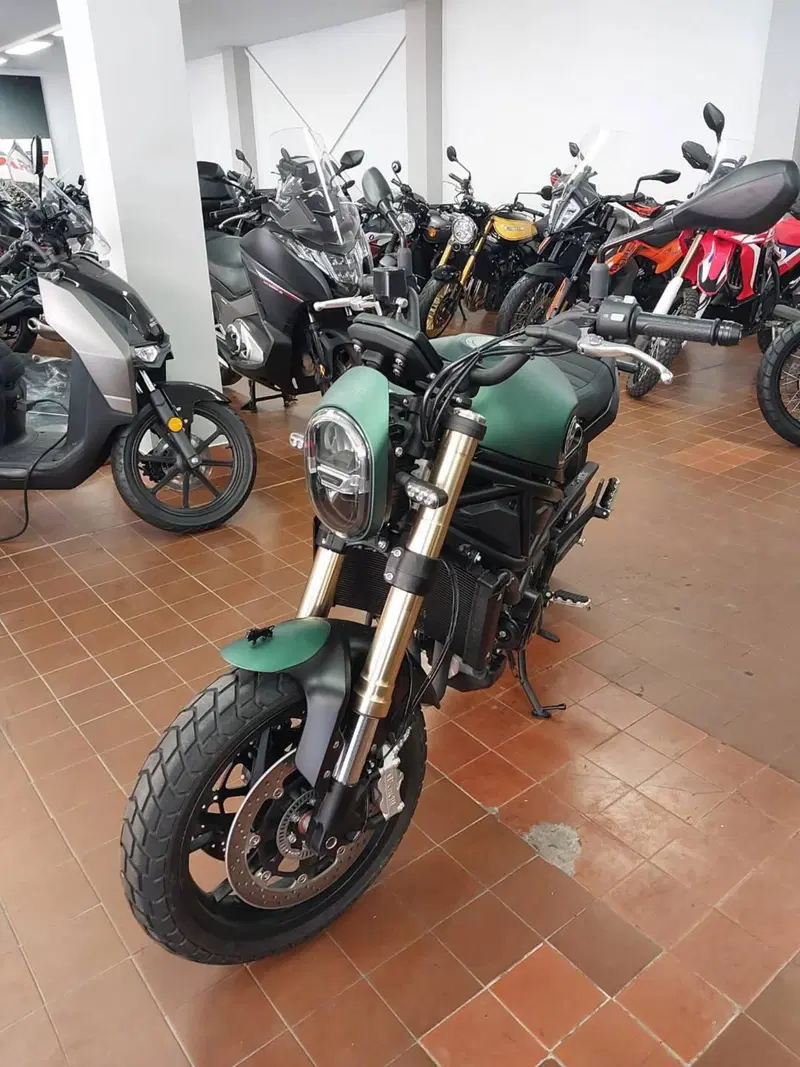 Benelli Leoncino 800 (2022 - 26) (2)