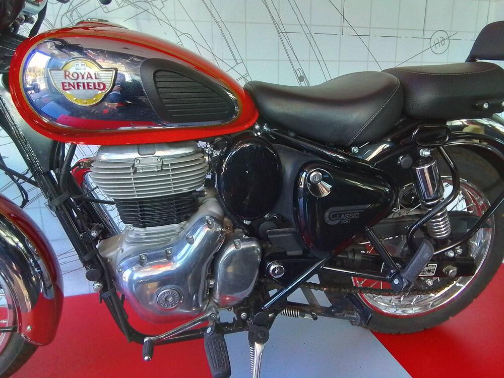 Royal Enfield Classic 350 (2021 - 24) (5)