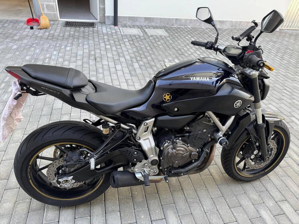 Yamaha MT-07 ABS (2014 - 16) (2)