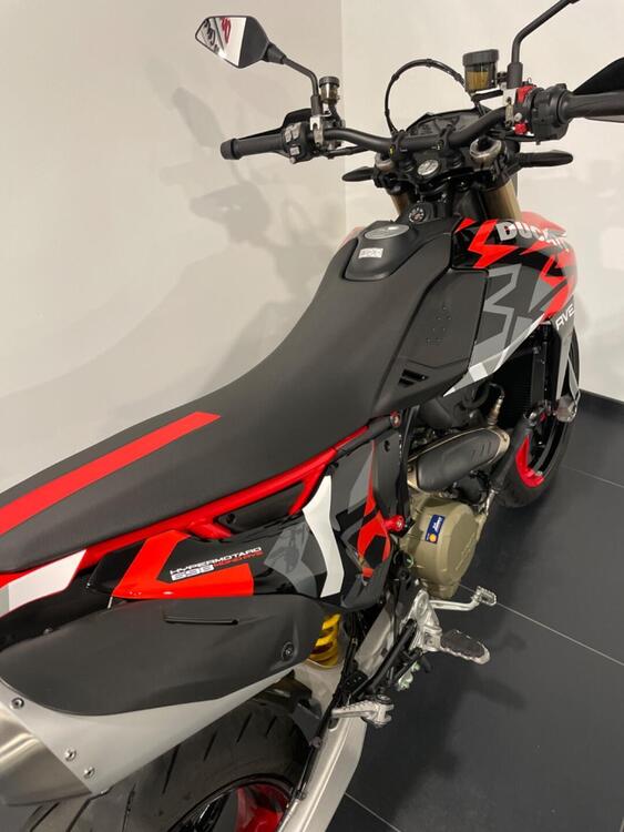 Ducati Hypermotard 698 Mono RVE (2024) (4)