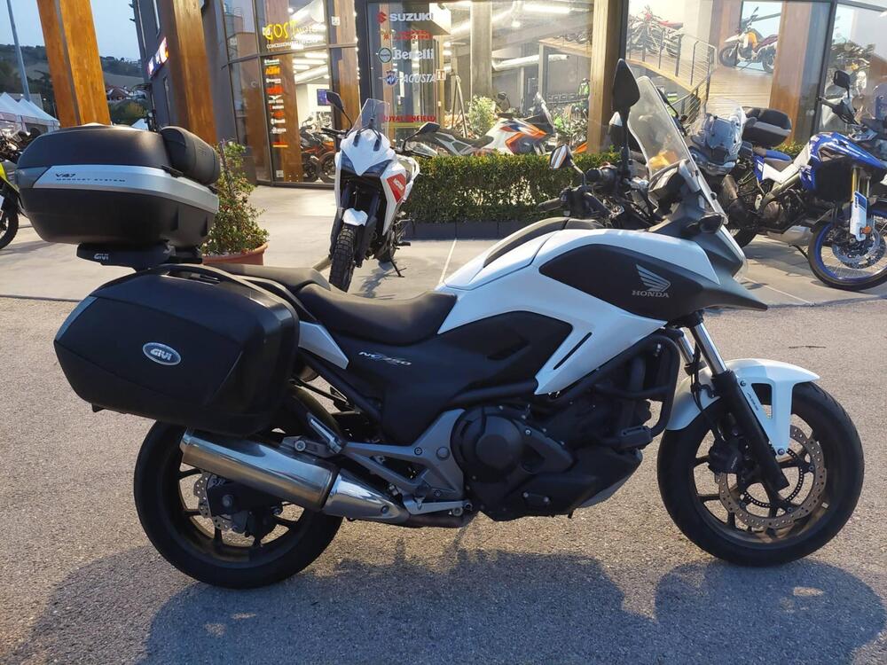 Honda NC 750 X DCT ABS (2014 - 15) (2)