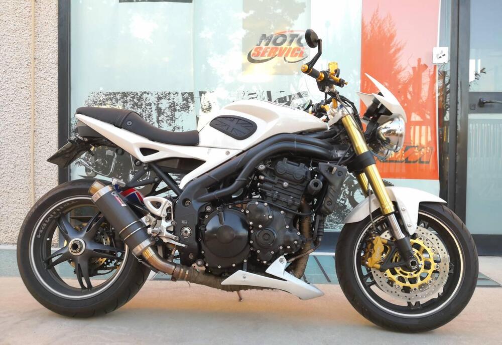 Triumph Speed Triple 1050 (2005 - 11)