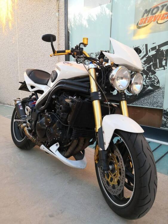 Triumph Speed Triple 1050 (2005 - 11) (4)